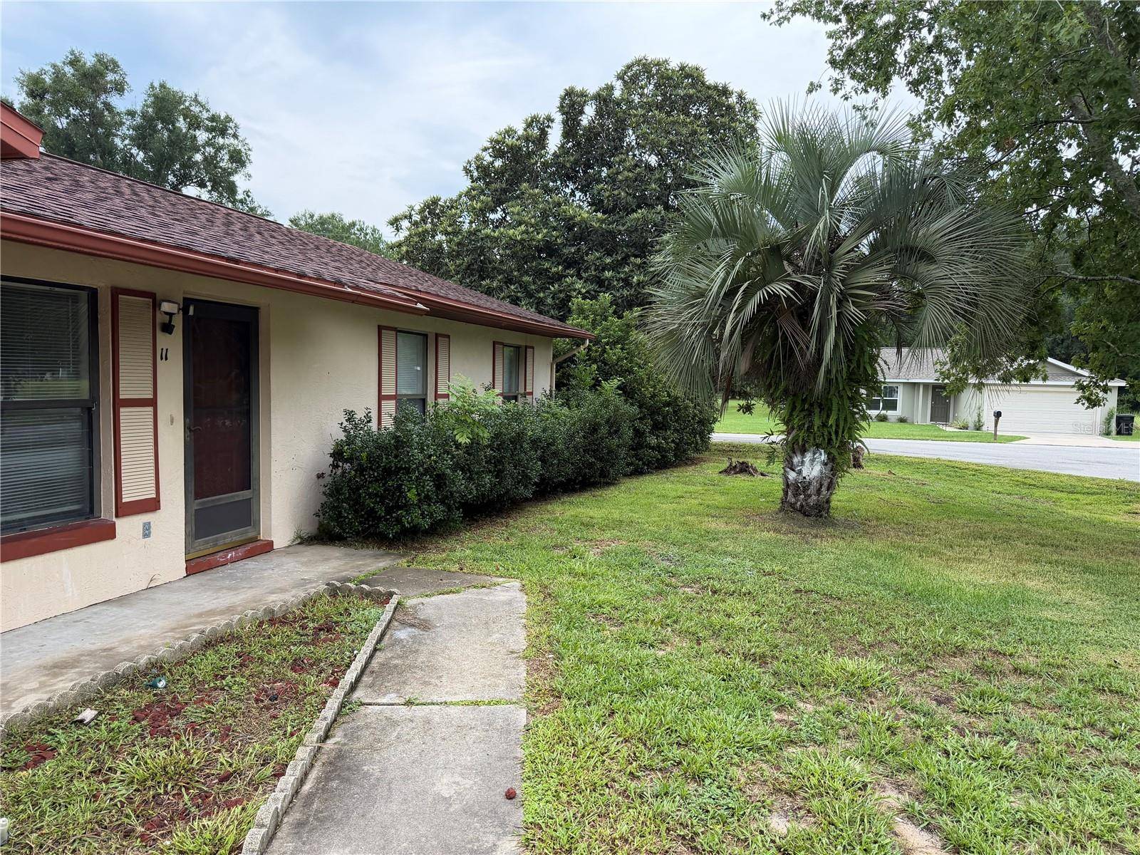 11 PINE CIRCLE LN, Ocala, FL 34472