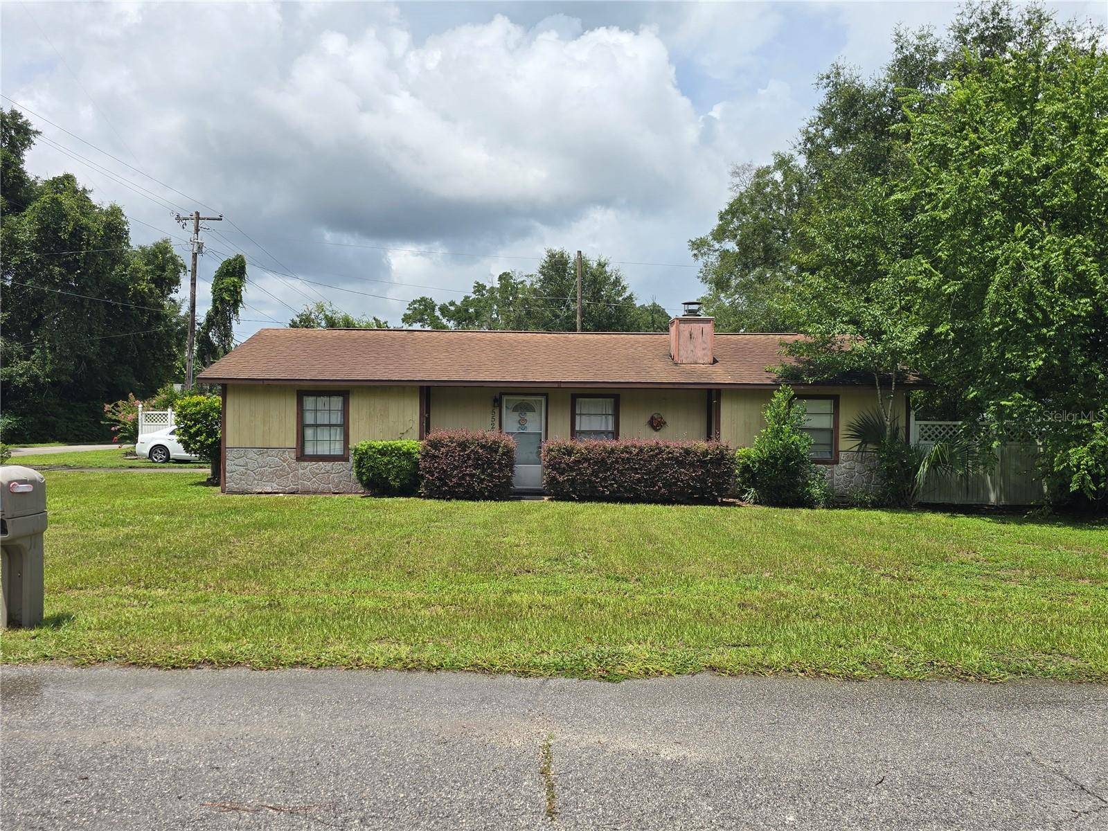 5521 NE 4TH PL, Ocala, FL 34470