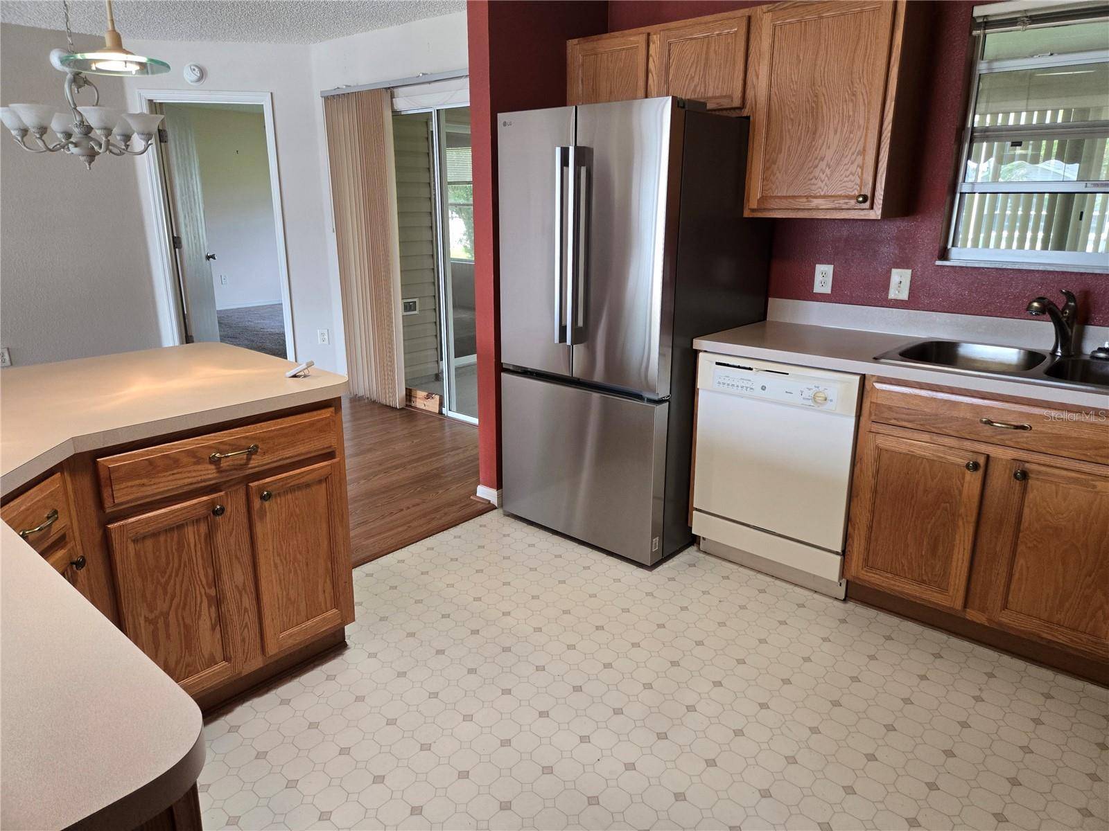 9533 SE 168TH MAPLESONG LN, The Villages, FL 32162