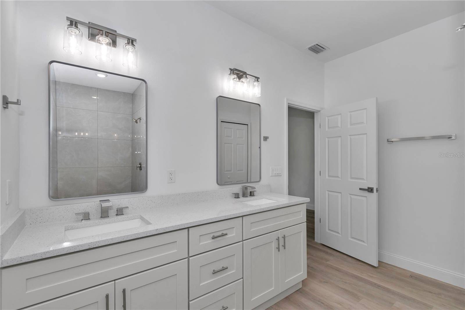 15751 SW 40TH TER, Ocala, FL 34473