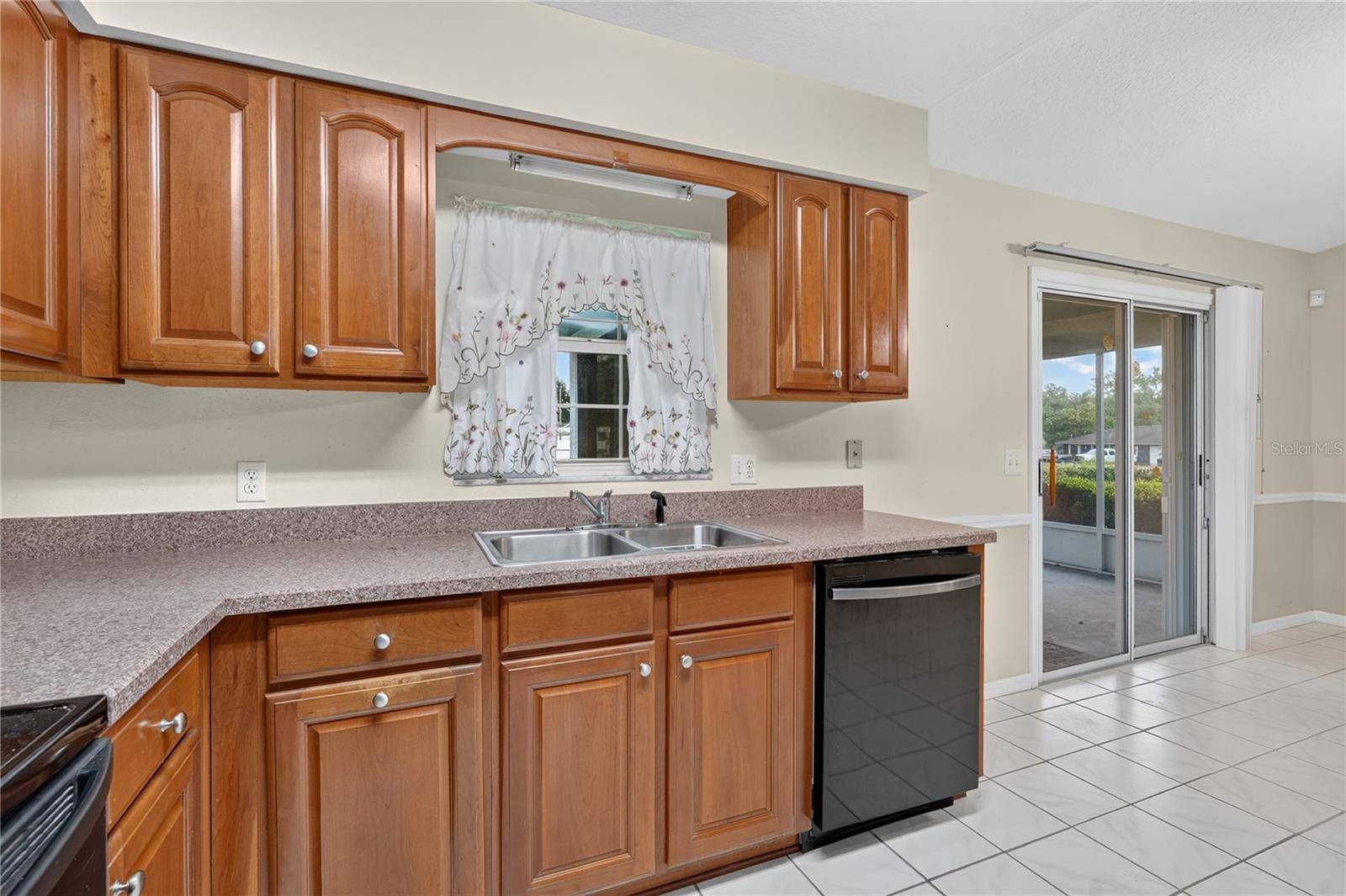 89 ALMOND RD, Ocala, FL 34472