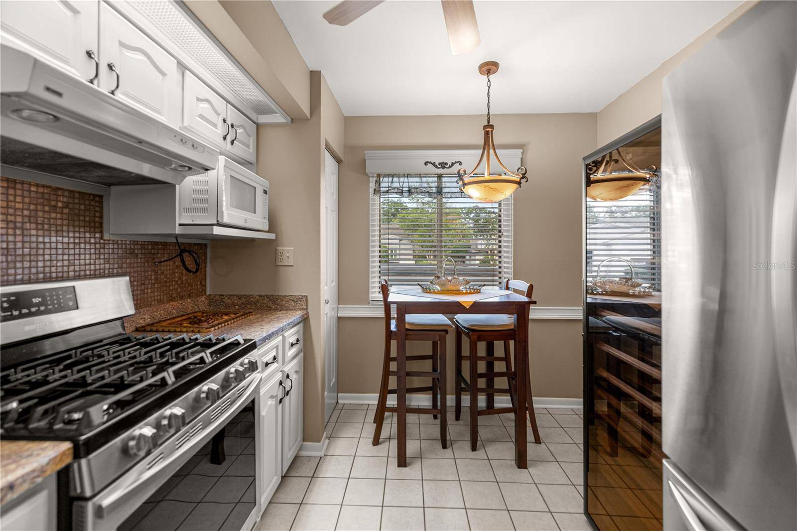 2052 SE 37TH COURT CIR, Ocala, FL 34471