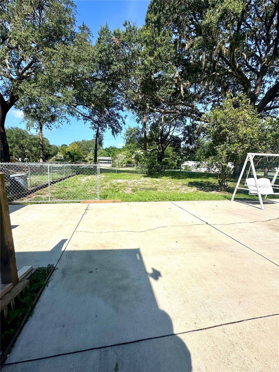 202 ASH ST, Interlachen, FL 32148