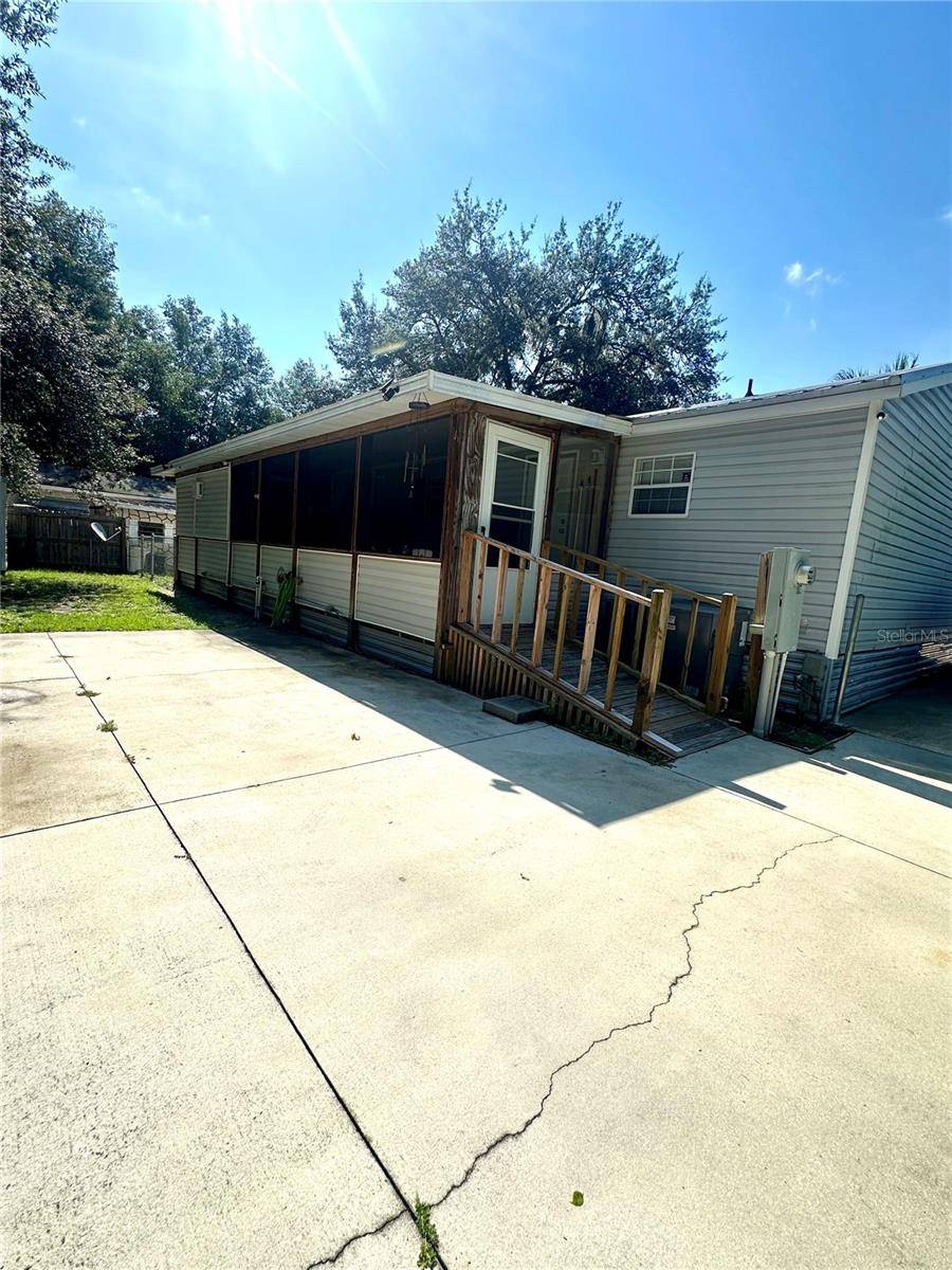 202 ASH ST, Interlachen, FL 32148