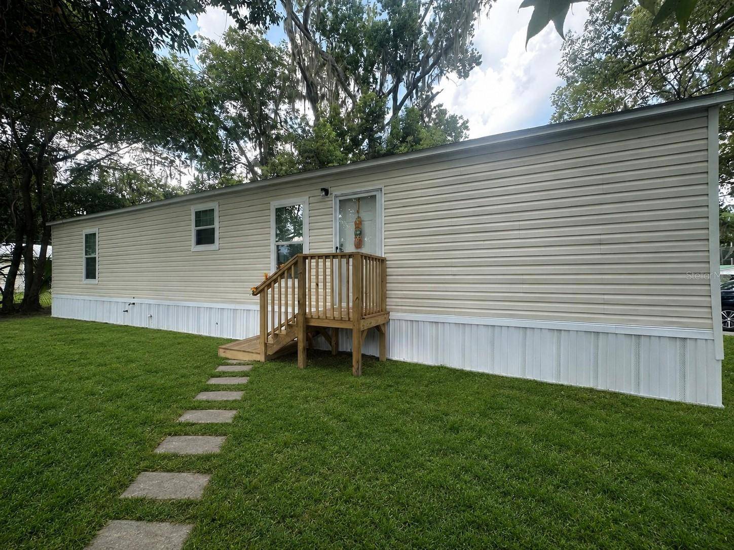 862 NE COLDWATER AVE, Lake City, FL 32055