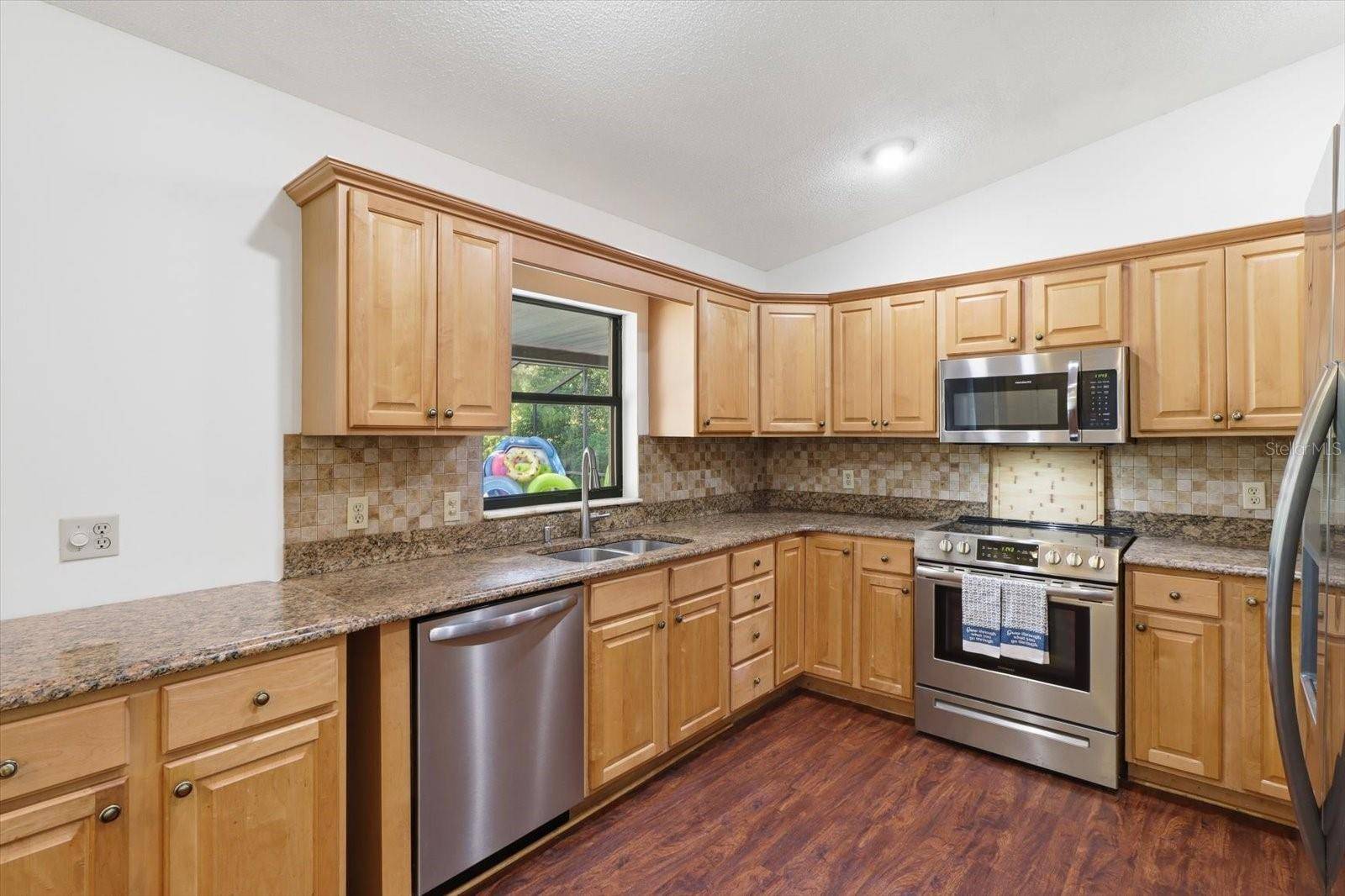 9685 W TOM MASON DR, Crystal River, FL 34428