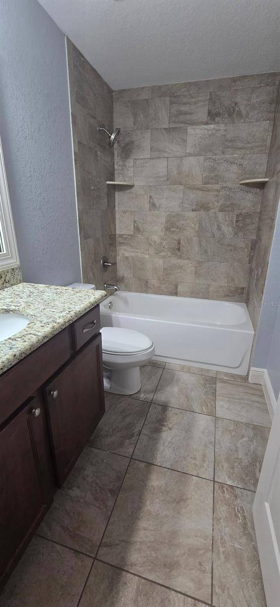 32 PINE CT LOOP, Ocala, FL 34472