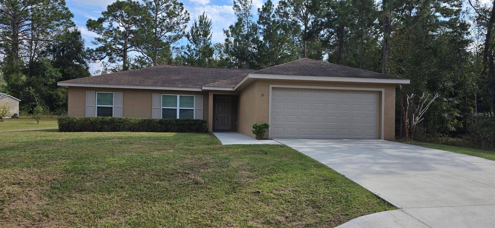 32 PINE CT LOOP, Ocala, FL 34472