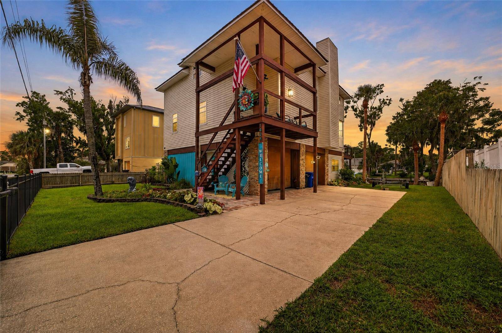 1424 SE 5TH AVE, Crystal River, FL 34429