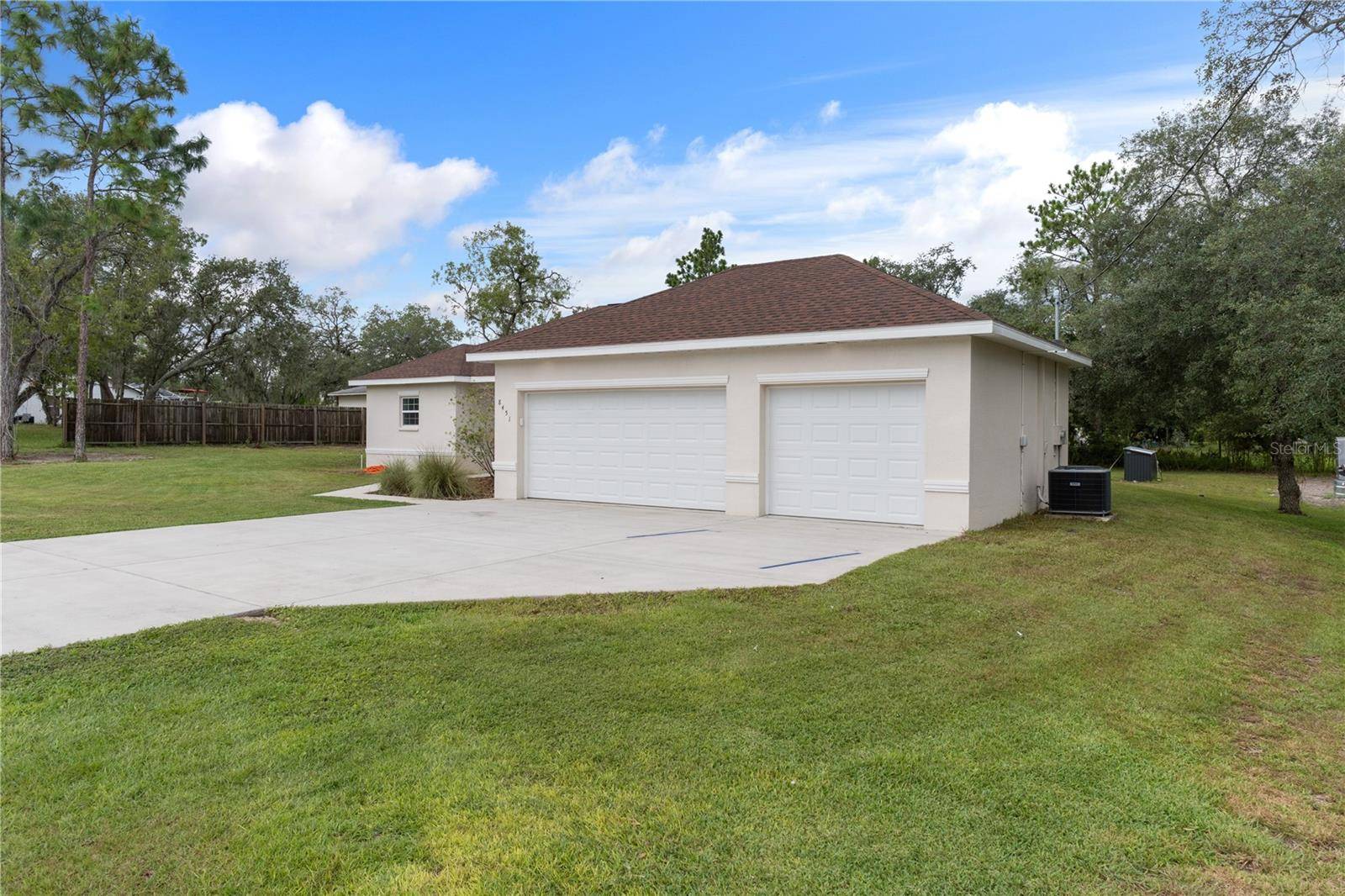 8451 NUZUM RD, Weeki Wachee, FL 34613