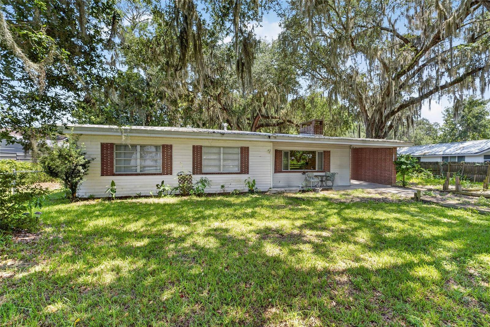 12345 SE 135TH CT, Ocklawaha, FL 32179