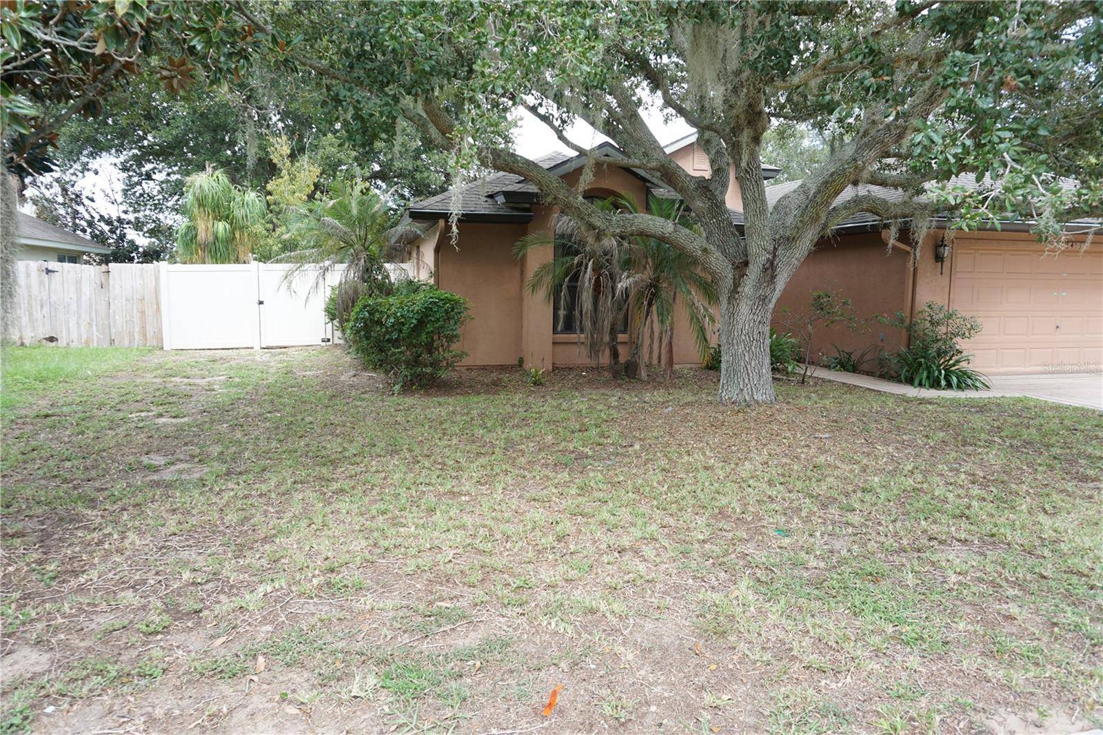 4531 TREASURE CAY RD, Tavares, FL 32778