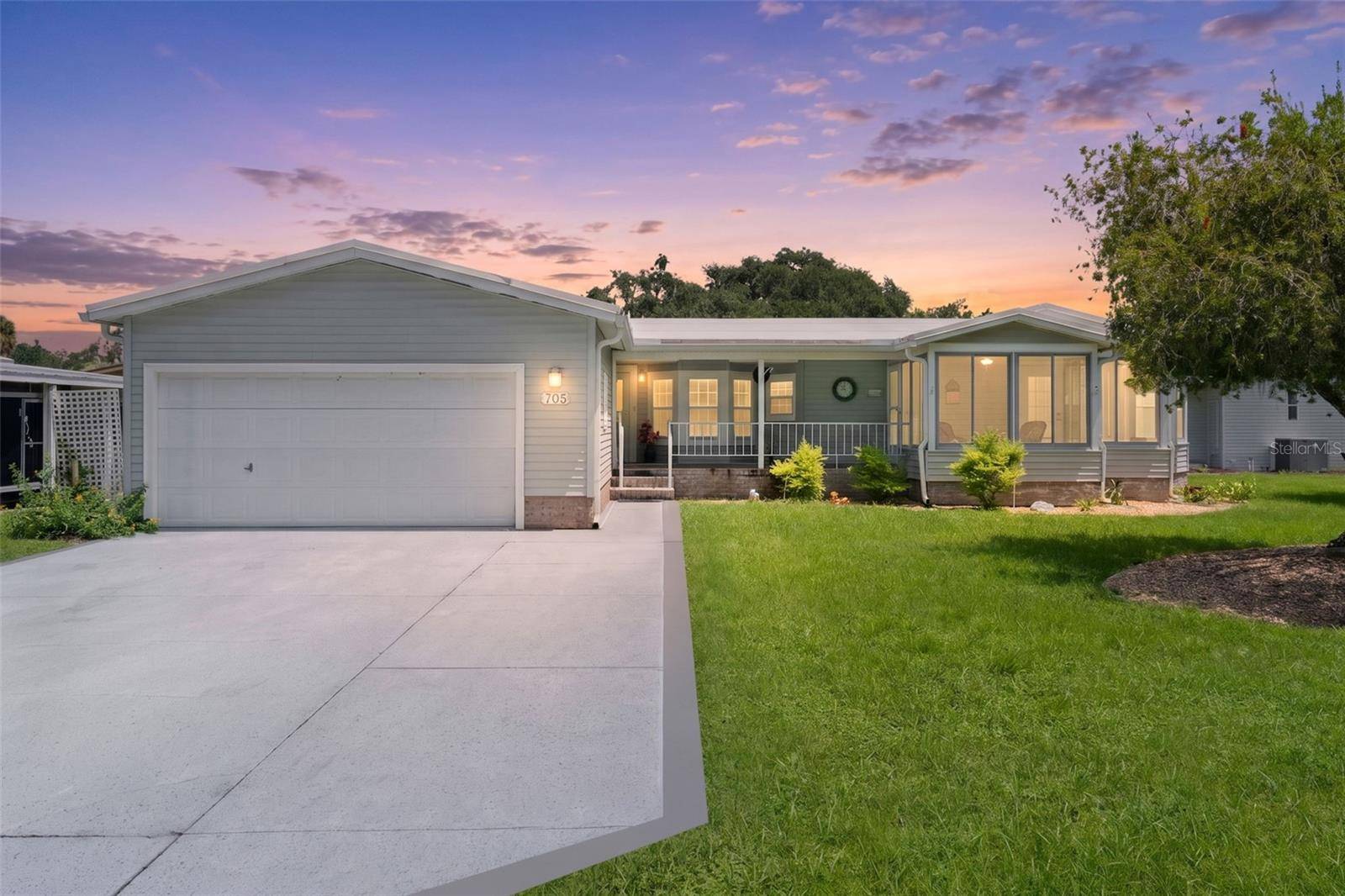 705 OAK BLVD, Wildwood, FL 34785