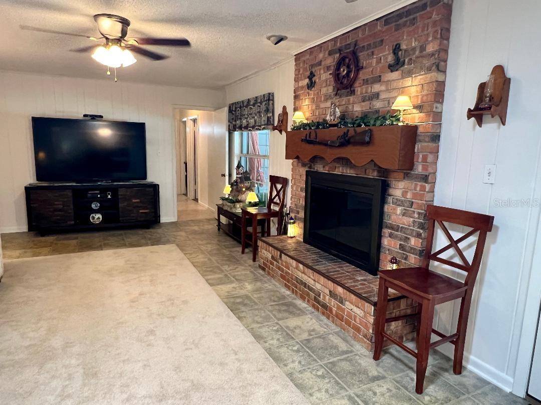 4033 SE 15TH ST, Ocala, FL 34471