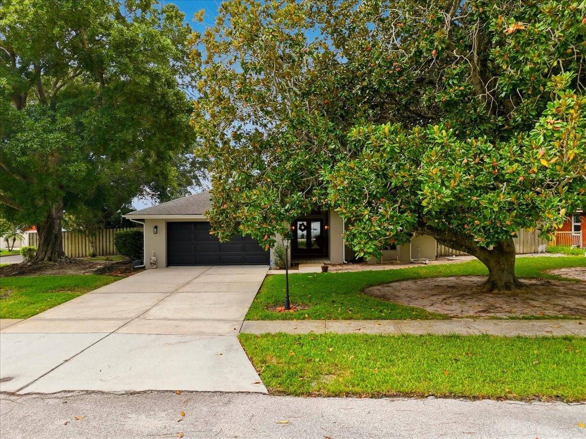 238 COLLEGE GROVE CIR NE, Winter Haven, FL 33881