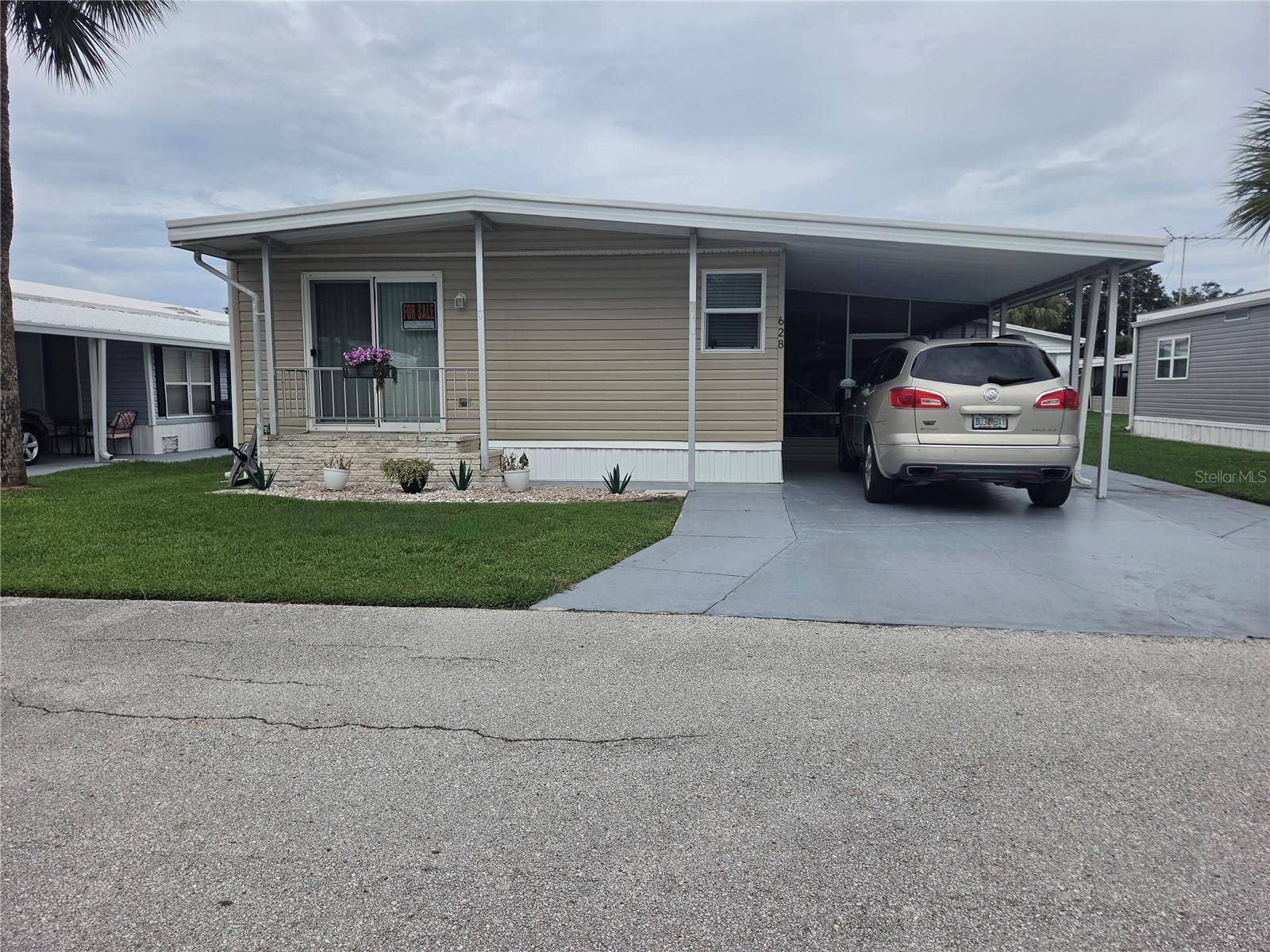628 LAKESIDE RANCH LN, Winter Haven, FL 33881