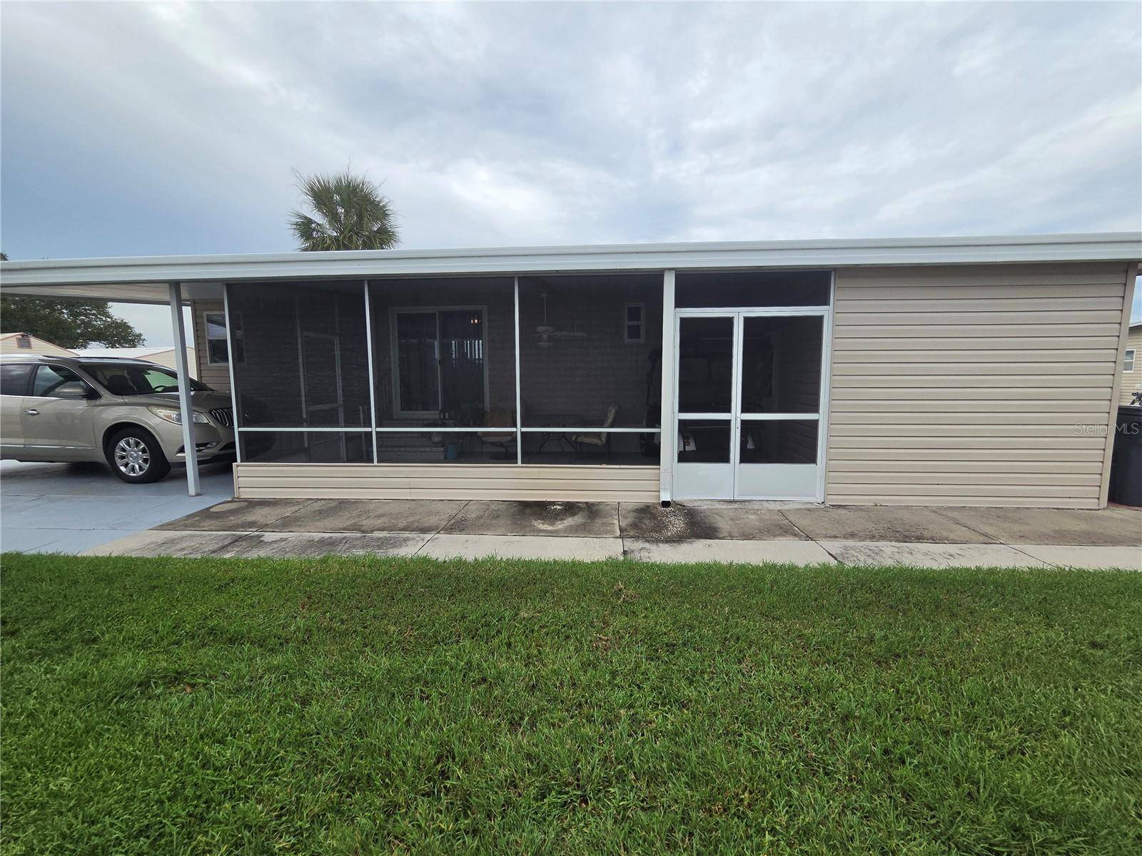 628 LAKESIDE RANCH LN, Winter Haven, FL 33881