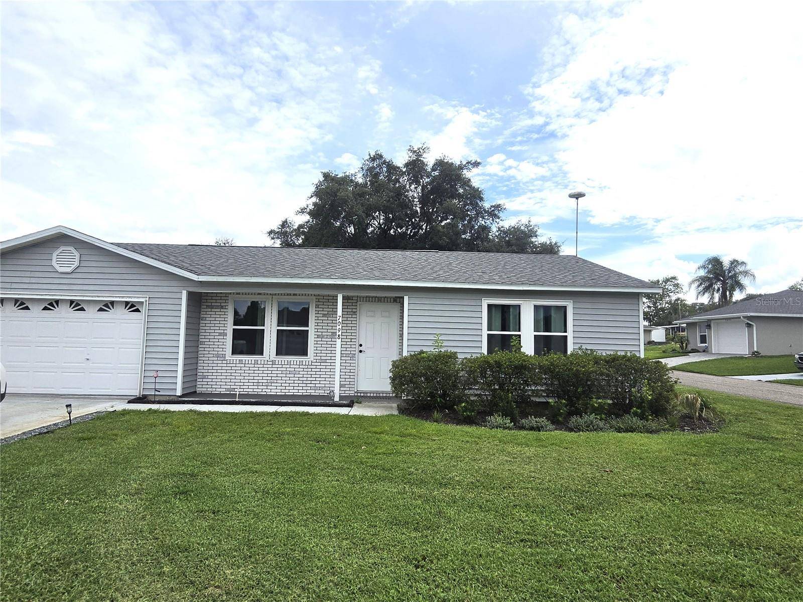 7098 ALAMANDA BLVD W, Lake Wales, FL 33898