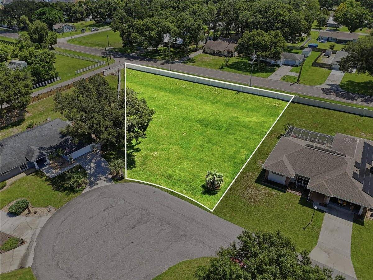 235 SPARKLING CT, Auburndale, FL 33823