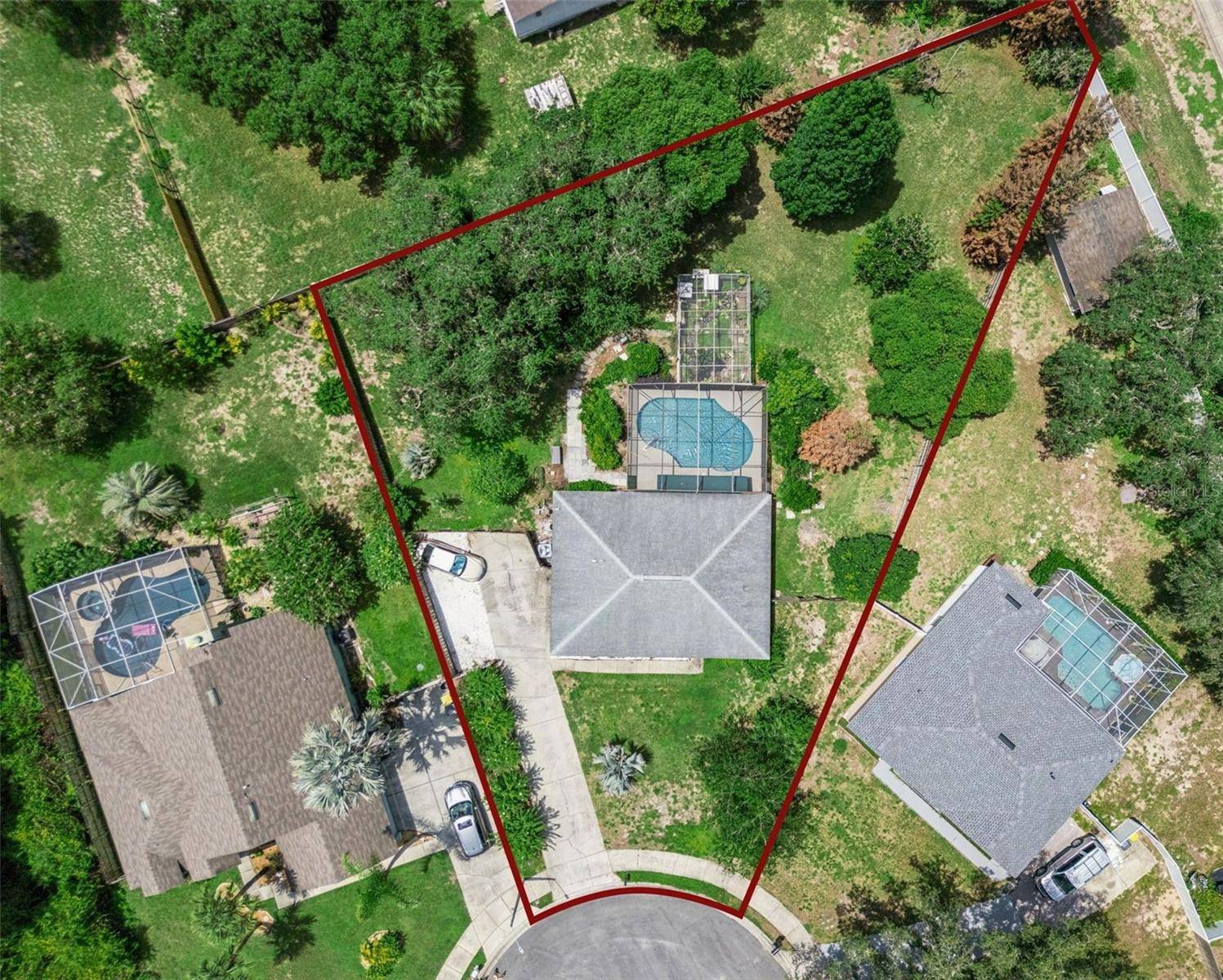 102 BAYPOINT DR, Davenport, FL 33837