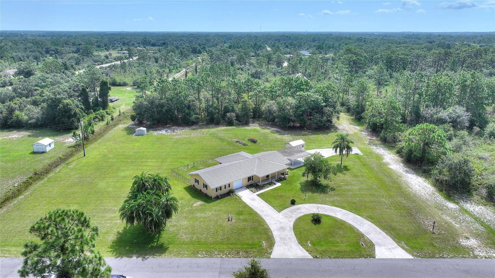 6273 TORONJA DR, Indian Lake Estates, FL 33855