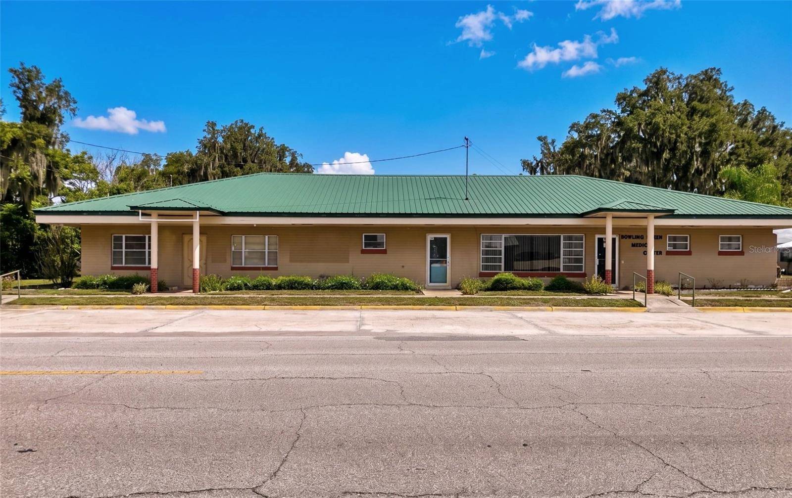 302 W MAIN ST, Bowling Green, FL 33834