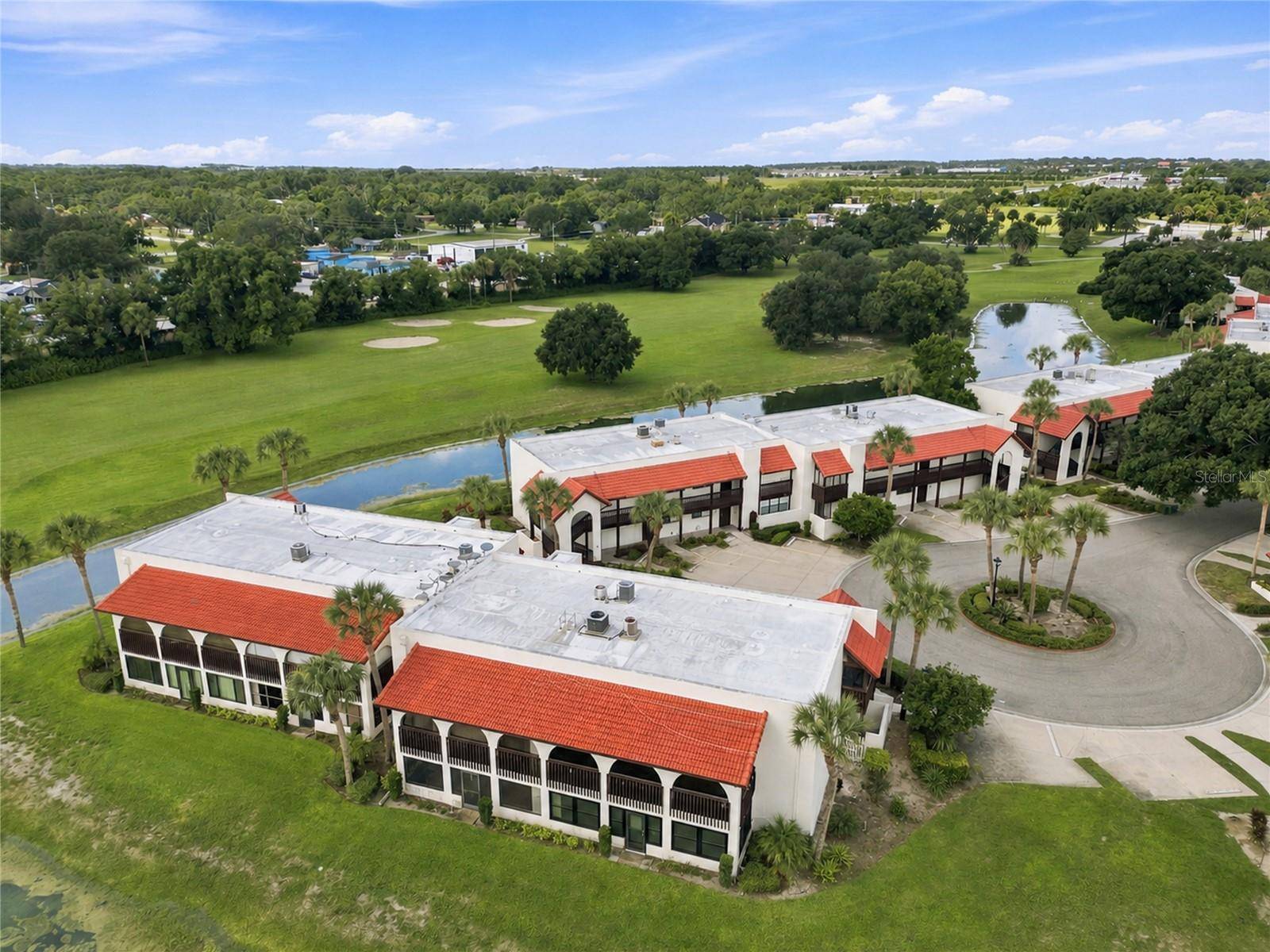 4201 VILLAGE CT #4201 D-21, Lake Wales, FL 33898