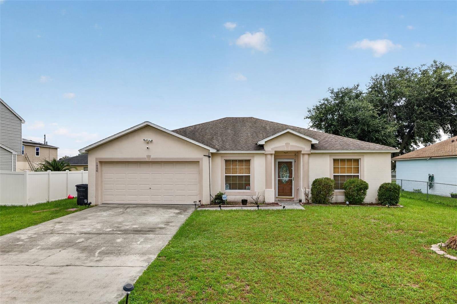1906 MANATEE LN, Kissimmee, FL 34759