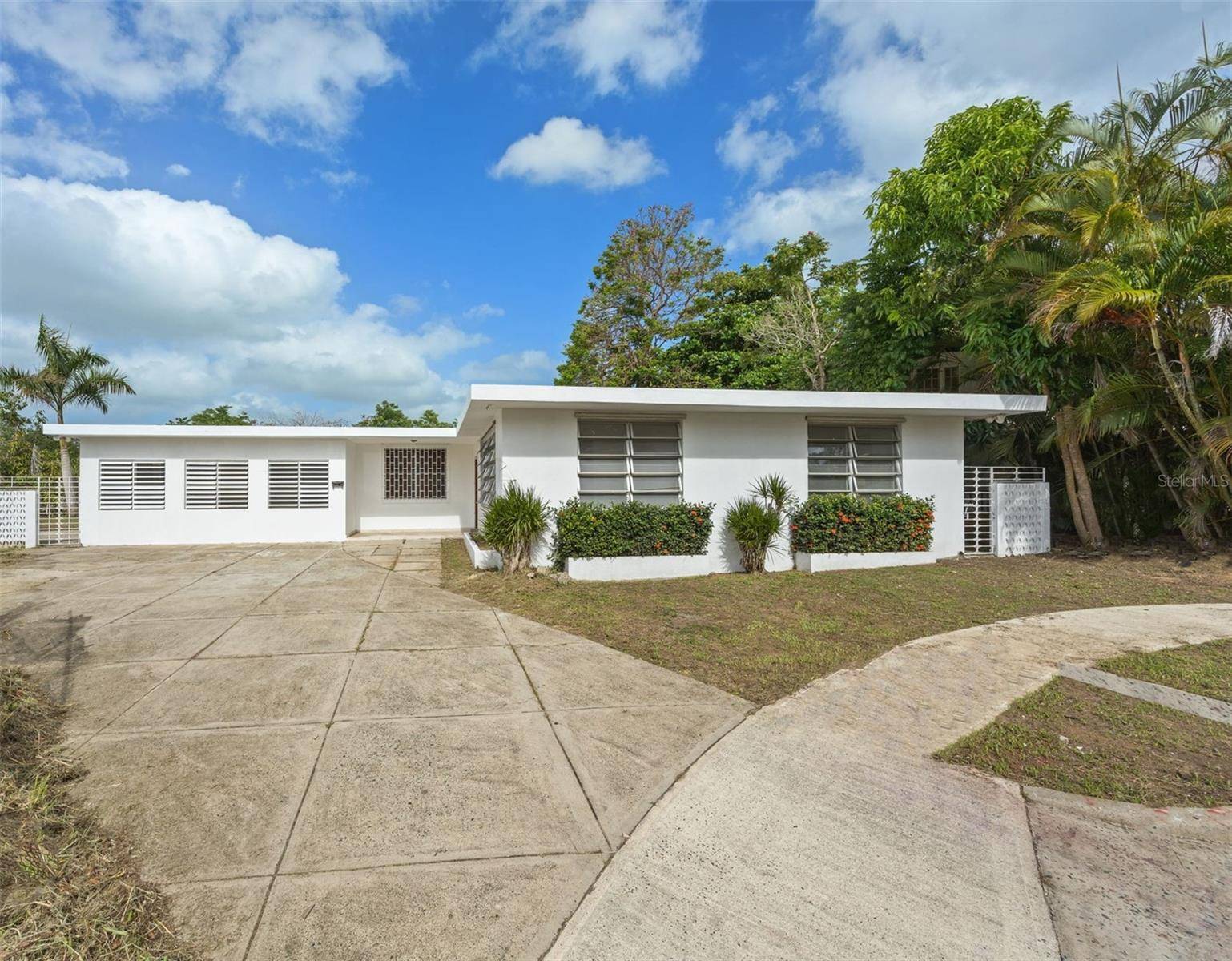 5 TOLEDO ST, Caguas, PR 00725