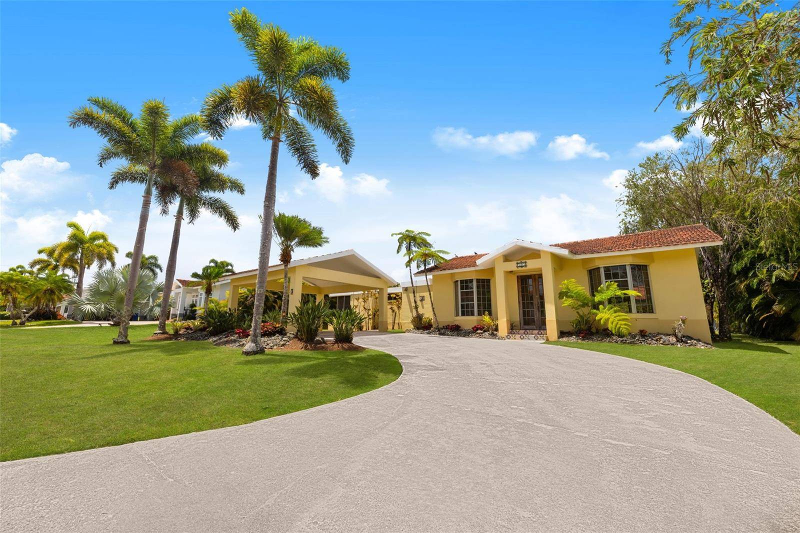 383 CAMINO LOS FLAMBOYANES, Cidra, PR 00739