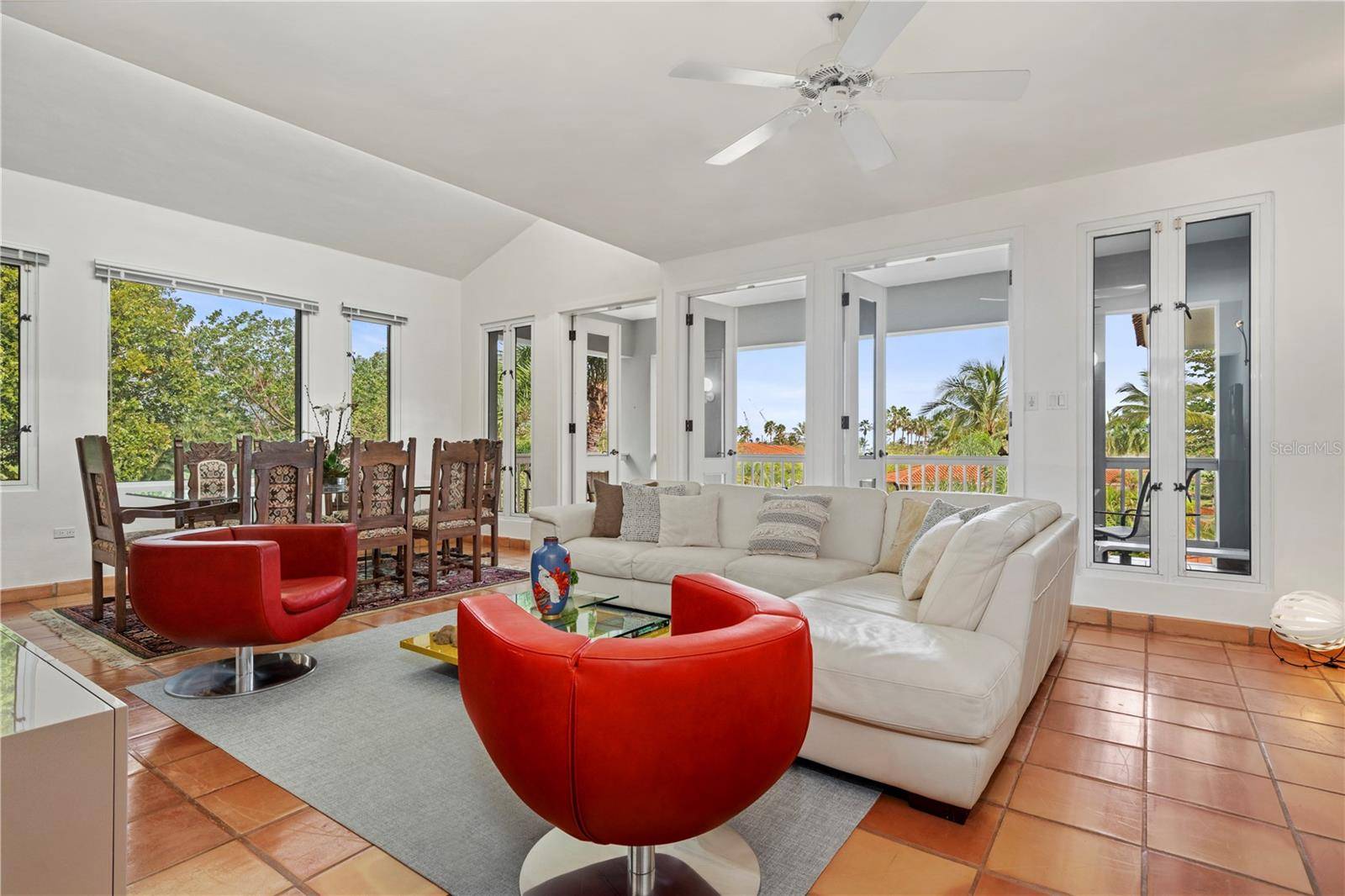 26 GREEN VILLAS DRIVE #26, Dorado, PR 00646