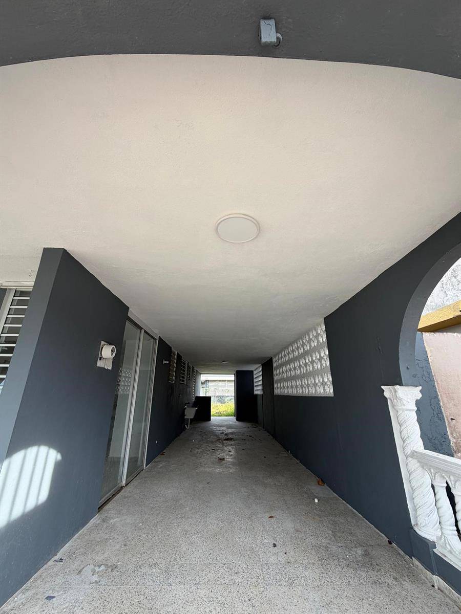 Villa Carolina 205-13 N 510, Carolina, PR 00985