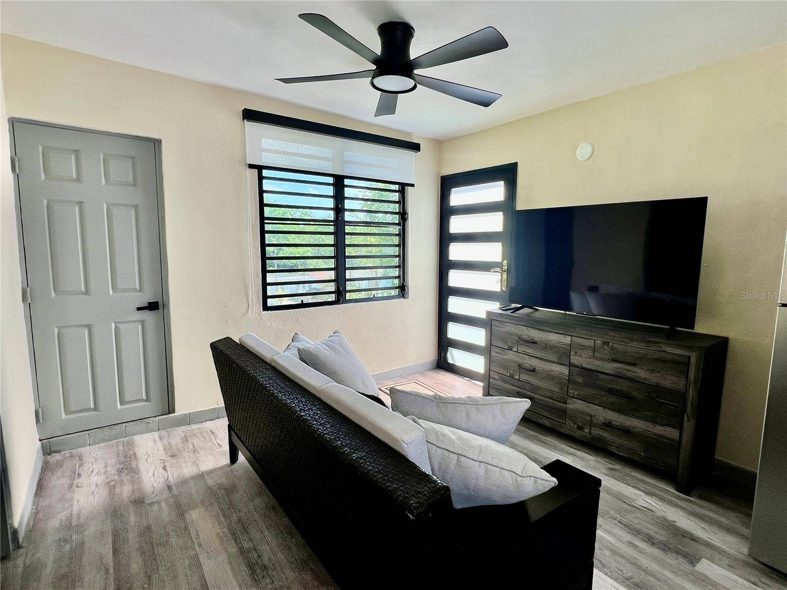 84  ST. URB SIERRA BAYAMON 98-1 #APT. #7, Bayamon, PR 00961