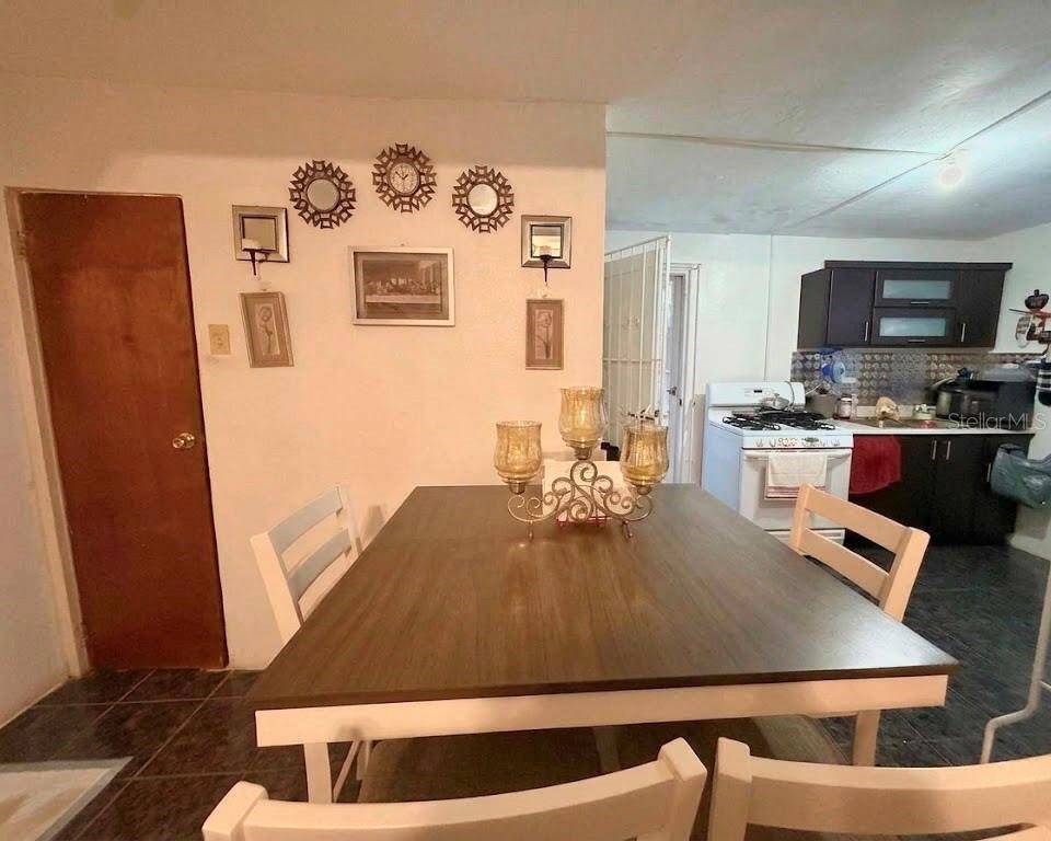39 A BO A CALLE LOS MILLONES BO MAGUEYES, Barceloneta, PR 00617