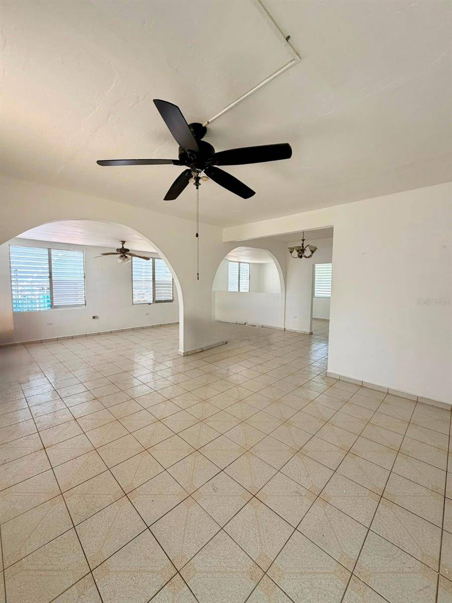 #131 CALLE HARRISON BASE RAMEY, Aguadilla, PR 00603