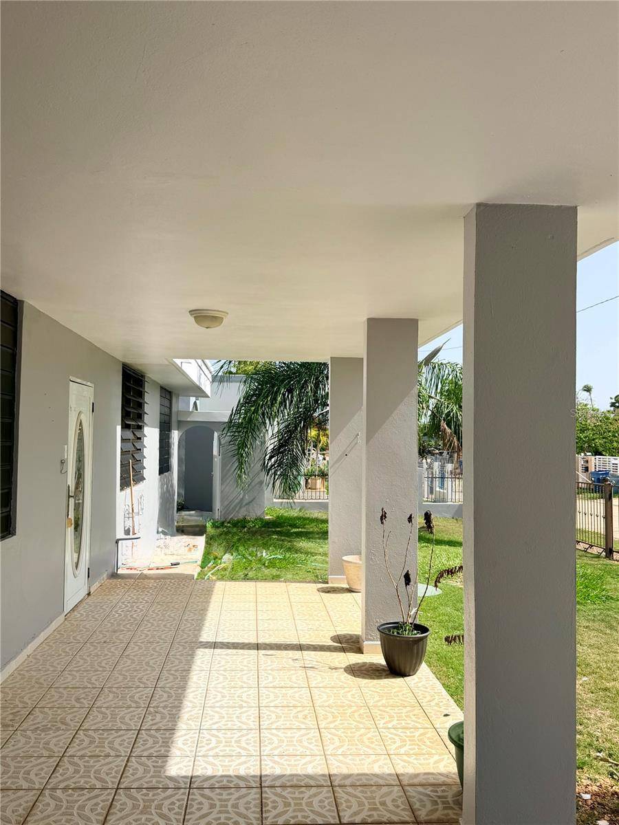 #131 CALLE HARRISON BASE RAMEY, Aguadilla, PR 00603