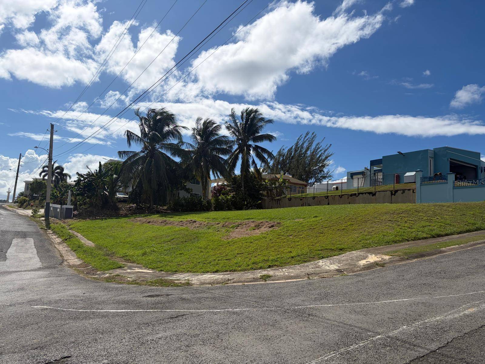 URB COLINAS DEL LAGO, Aguada, PR 00602