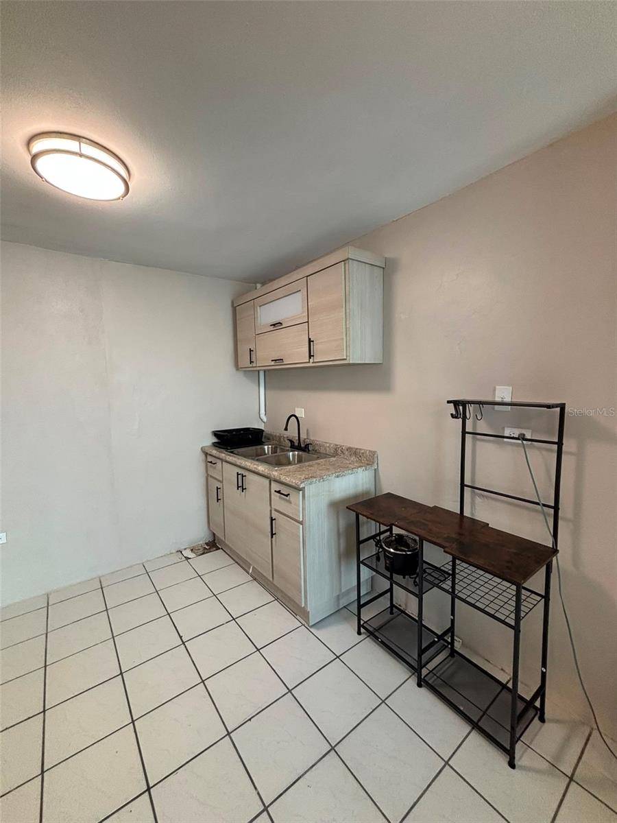 calle 2 A-6 URB ROYAL TOWN, Bayamon, PR 00956