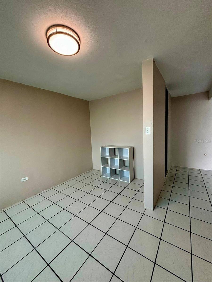 calle 2 A-6 URB ROYAL TOWN, Bayamon, PR 00956