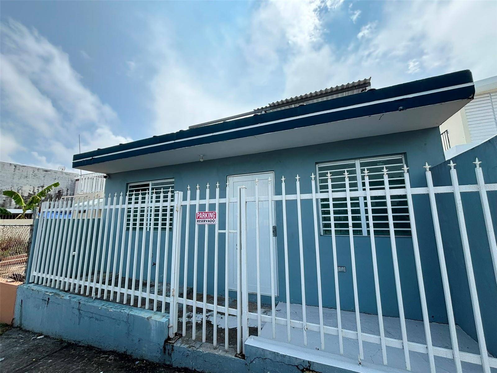 calle 2 A-6 URB ROYAL TOWN, Bayamon, PR 00956