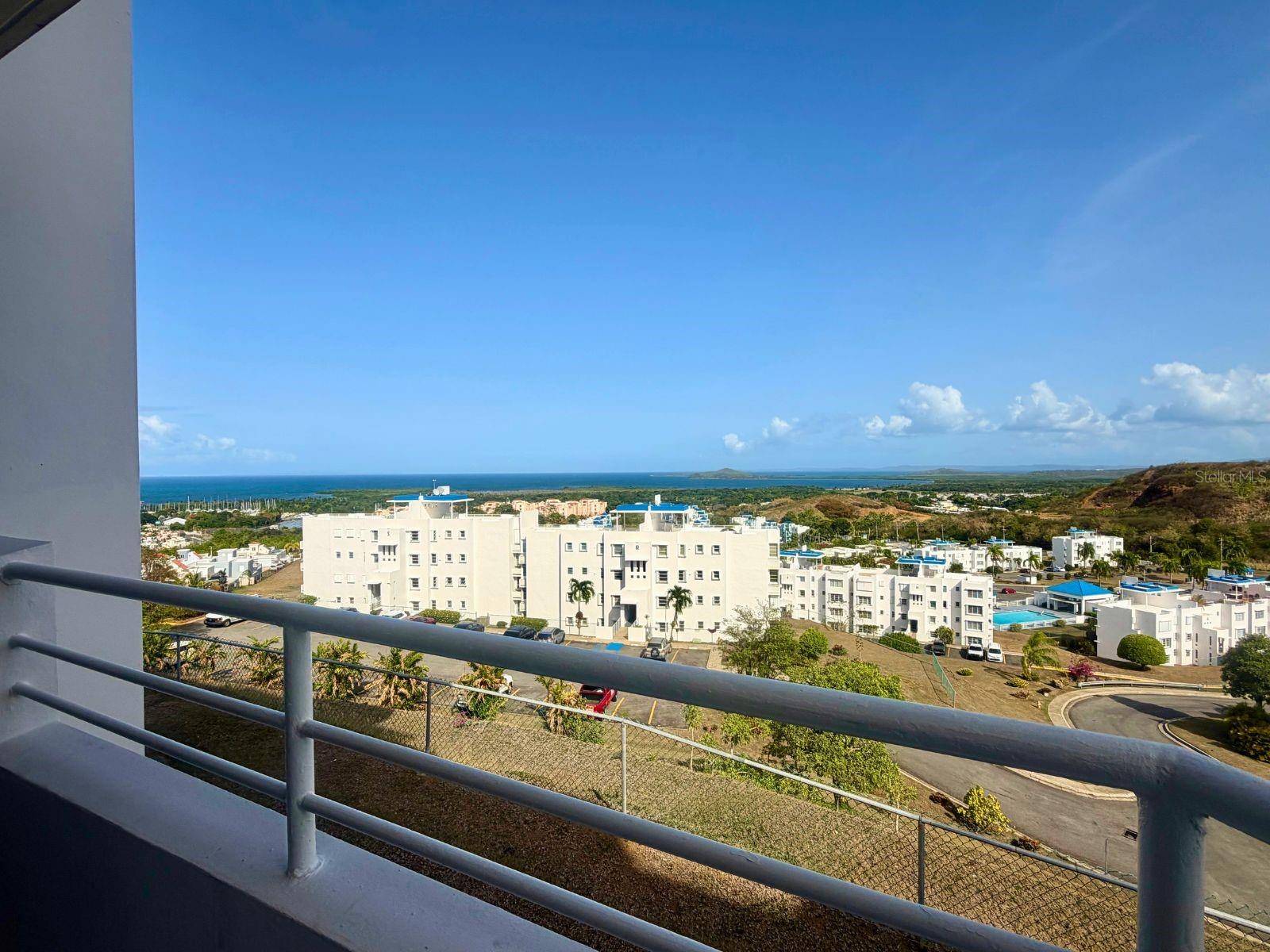 COND COSTA ESMERALDA #CC202, Ceiba, PR 00735