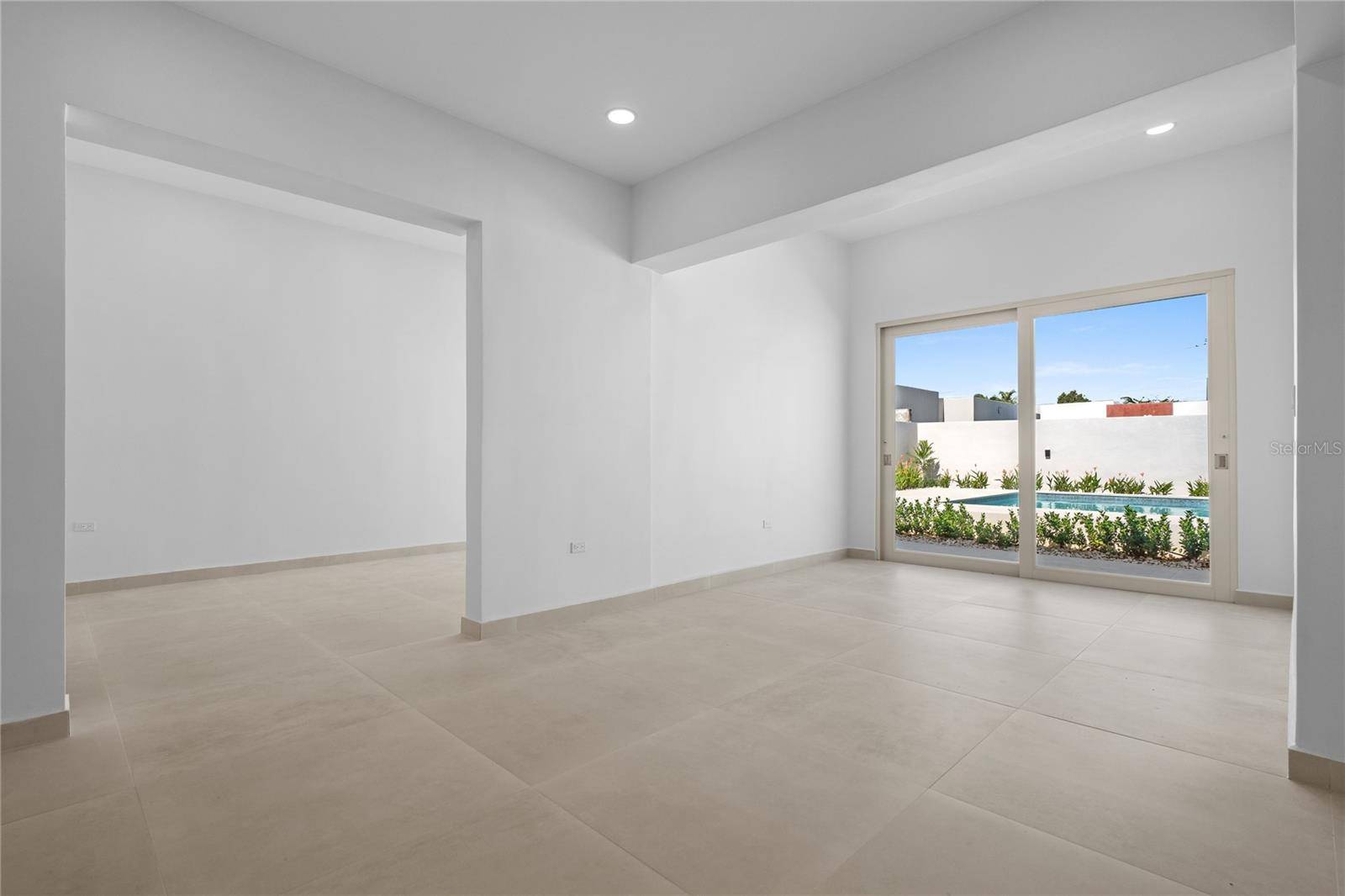E 10 CALLE MADRE PERLA, Dorado, PR 00646