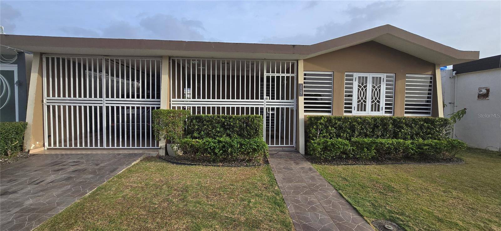 30-27 Calle Pravia URB. VILLA ASTURIAS ST, Carolina, PR 00983