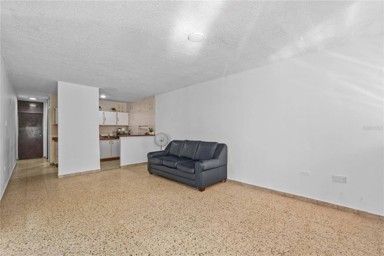 6 NO C49 VALLES DE MANATI, Manati, PR 00674