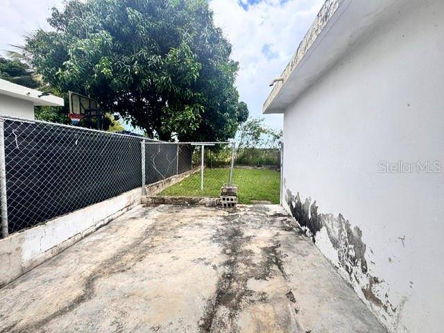 2 JARDINES DE COAMO #H, Coamo, PR 00769