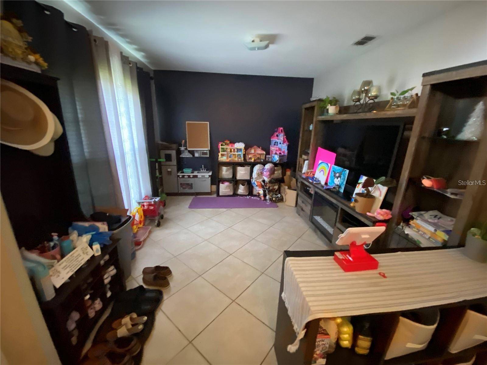1953 THE OAKS BLVD, Kissimmee, FL 34746