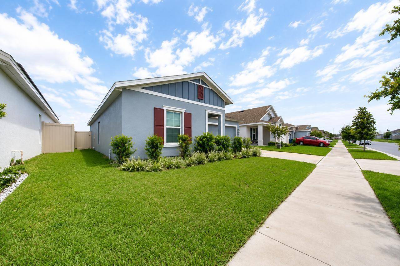 688 SAND PINE LN, Haines City, FL 33844
