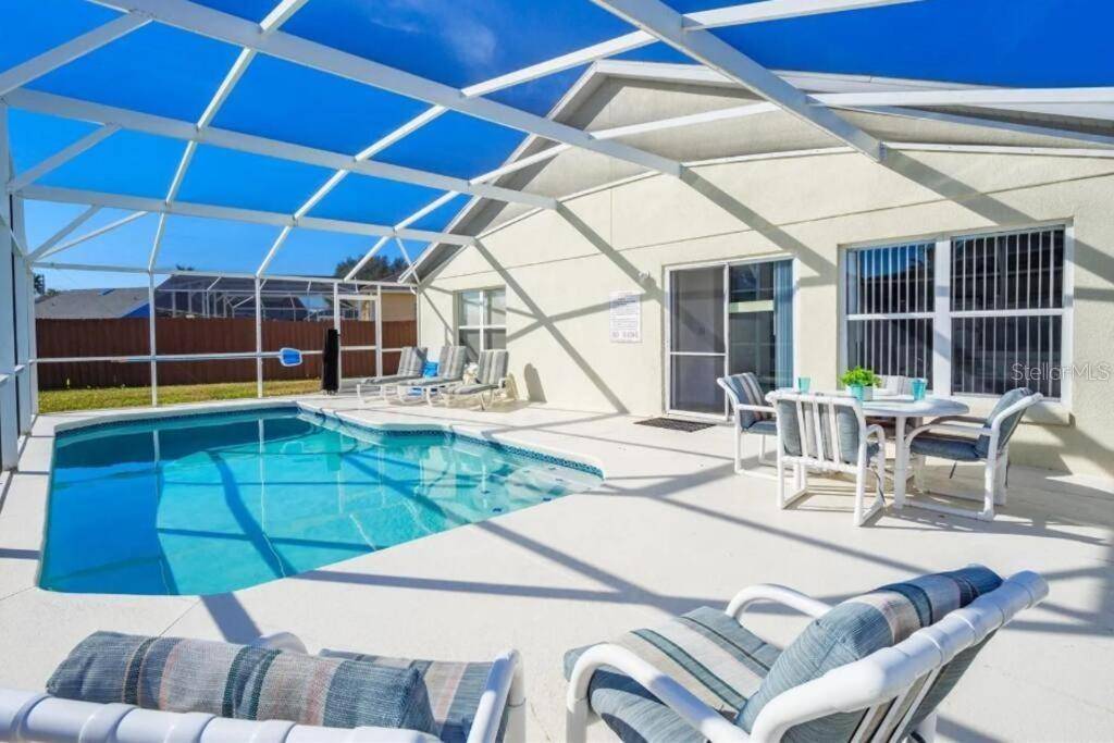 160 BLOOMINGDALE DR, Davenport, FL 33897