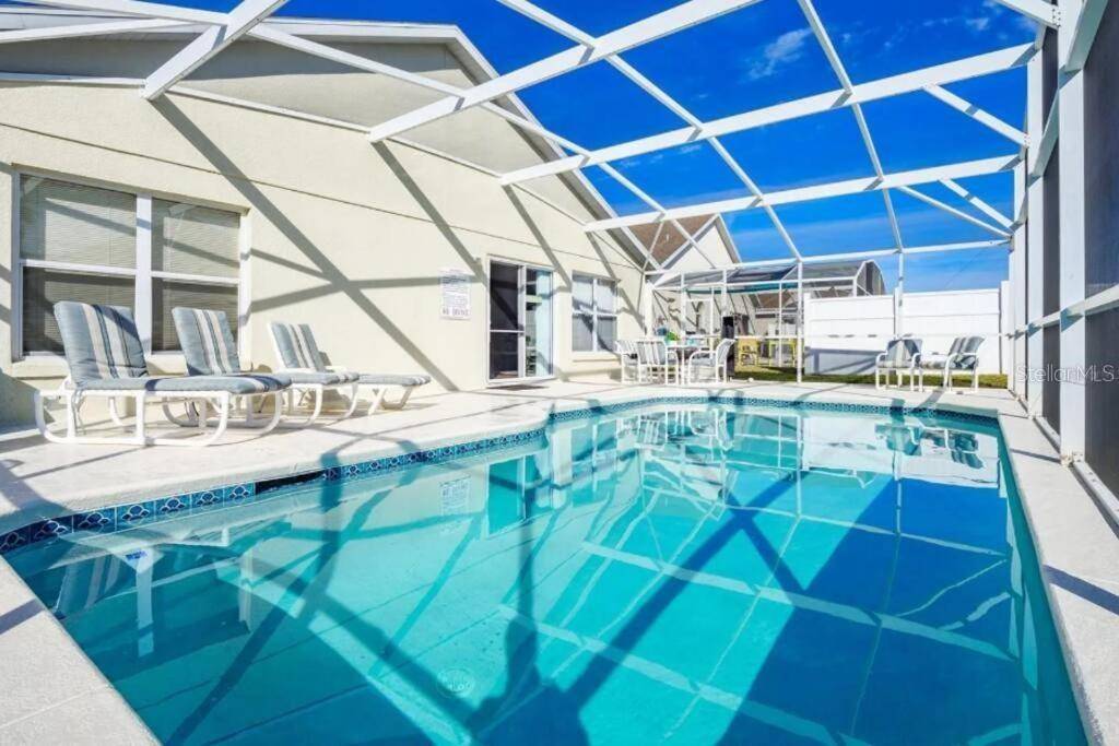 160 BLOOMINGDALE DR, Davenport, FL 33897