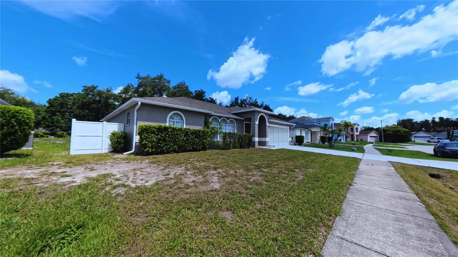 566 OAK BRANCH CIR, Kissimmee, FL 34758